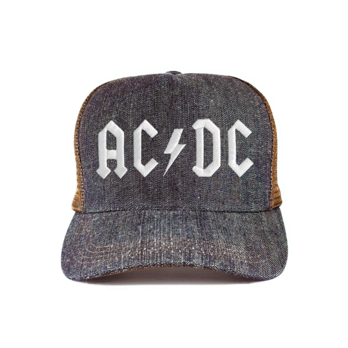 ACDC_Modelo2_Frente_Blanco Gorra AC/DC