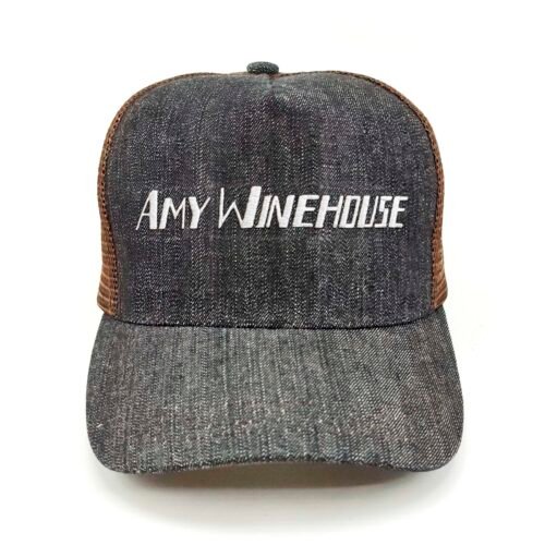Amy-Winehouse_Modelo2_Frente_Blanco Gorra Amy Winehouse