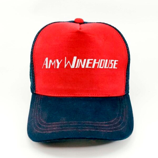 AmyWinehouse_Modelo6_Frente_Blanco Gorra Amy Winehouse