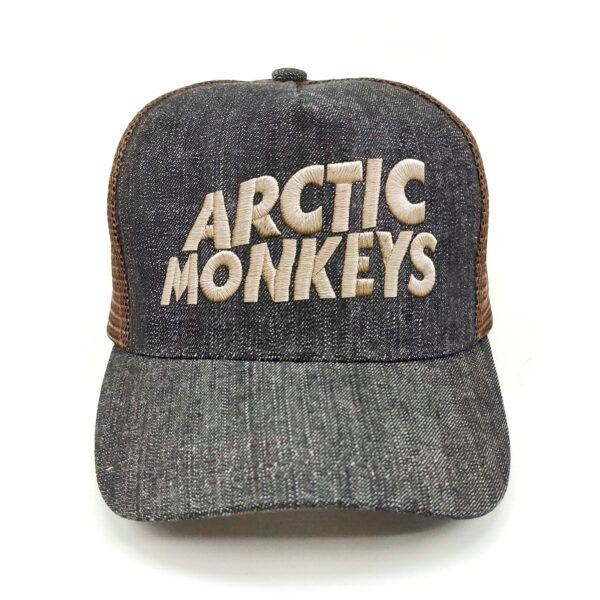 Arctic-Monkeys_Modelo2_Frente_Dorado Gorra Arctic Monkeys