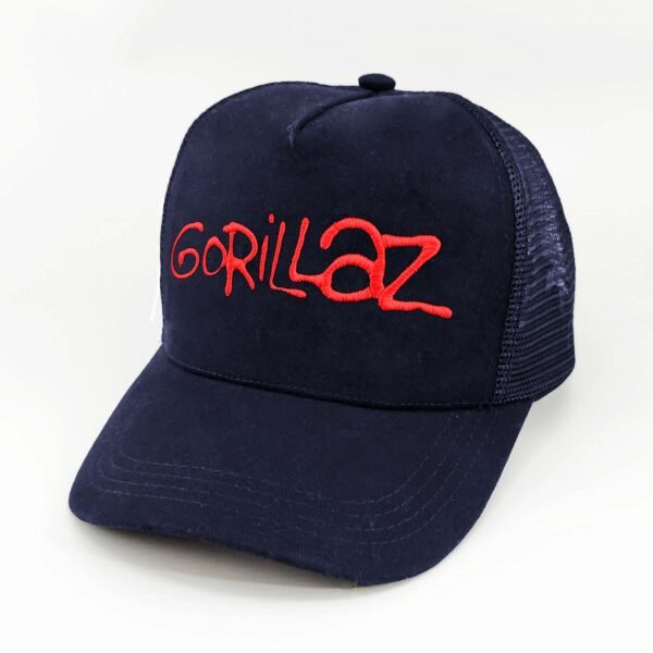 Gorillaz_Modelo8_Diagonal_Rojo Gorra Gorillaz