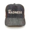 Madness_Modelo2_Frente_Dorado Gorra Madness