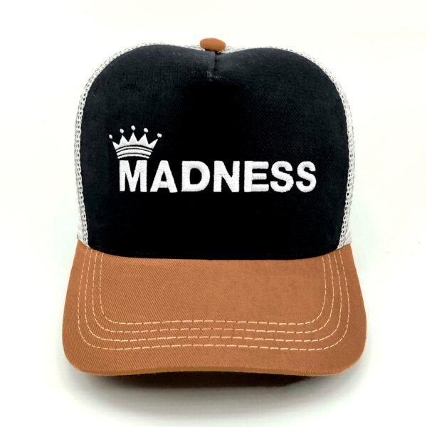 Madness_Modelo3_Frente_Blanco Gorra Madness