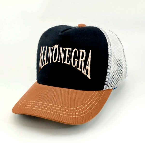 Mano-Negra_Modelo3_Diagonal_Dorado Gorra Mano Negra