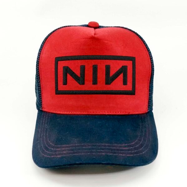 NIN_Modelo6_Frente_Negro Gorra Nine Inch Nails