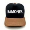 RAMONES_Modelo3_Frente_Blanco Gorra Ramones