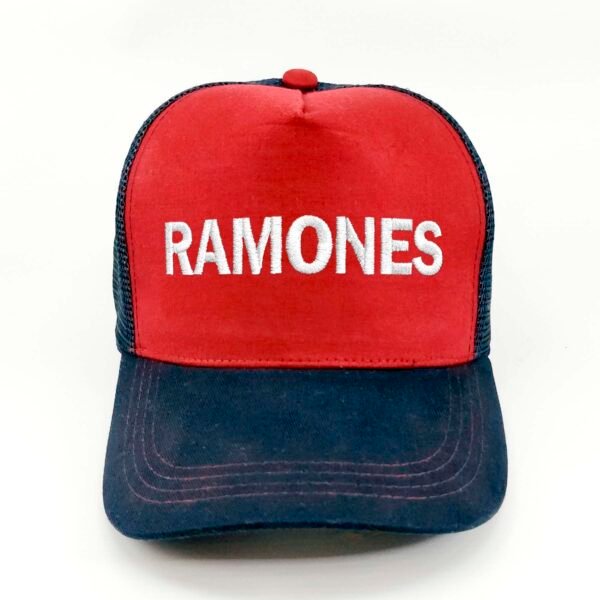 RAMONES_Modelo6_Frente_Blanco Gorra Ramones
