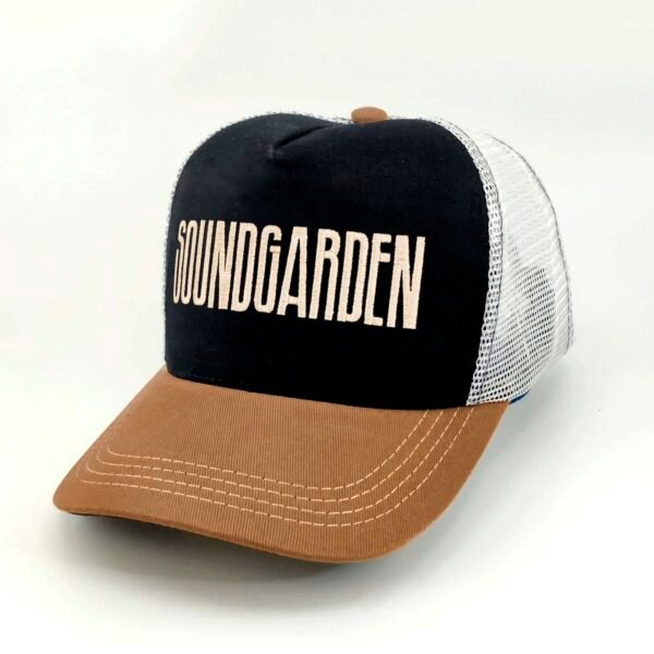 Soundgarden_Modelo3_Diagonal_Dorado Gorra Soundgarden