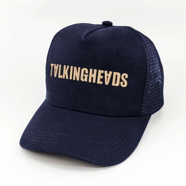 Talkingheads_Modelo8_Diagonal_Dorado Gorra Talkingheads