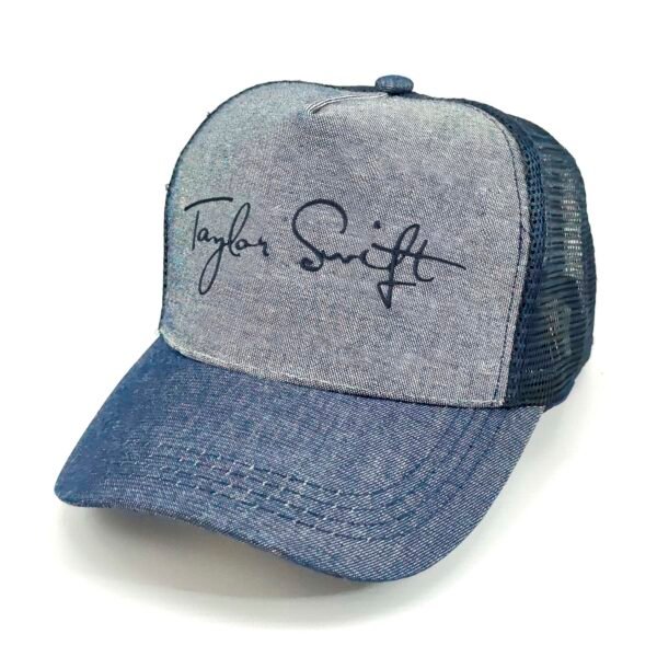 Taylor-Swiift_Modelo1_Diagonal_AzMarino Gorra Taylor Swift