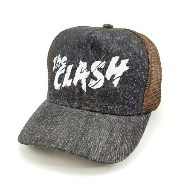 The-Clash_Modelo2_Diagonal_Blanco Gorra The Clash