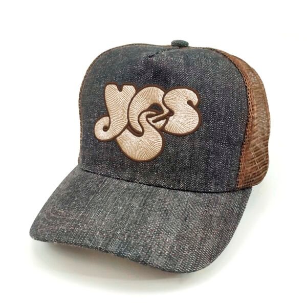 Yes_Modelo2_Diagonal_Dorado Gorra Yes