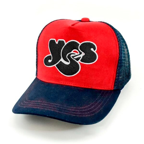 Yes_Modelo6_Diagonal_Negro Gorra Yes