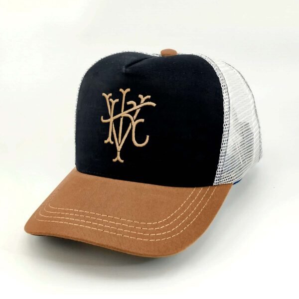 IKV_Modelo3_Diagonal_Dorado Gorra IKV