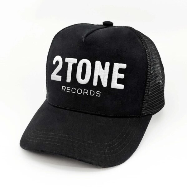 2-Tone-Records_Modelo5_Diagonal_Blanco Gorra 2 Tone Records