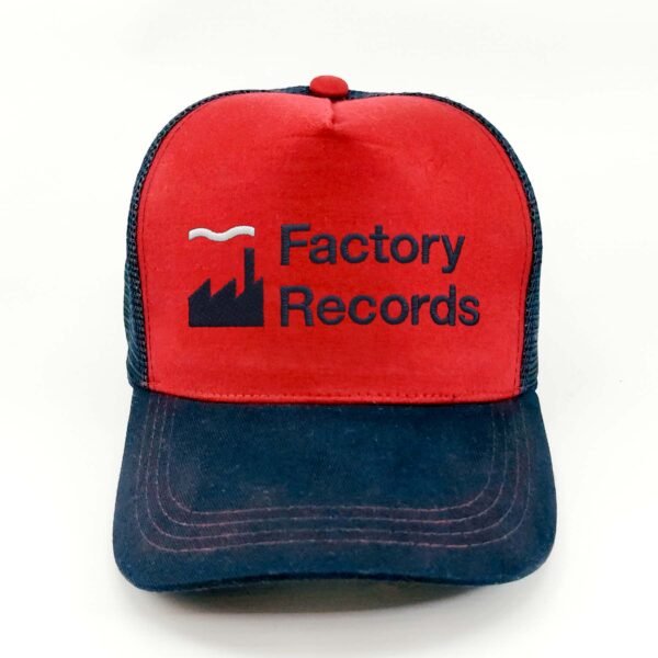 Factory-Records_Modelo6_Frente_AzMarino Gorra Factory Records