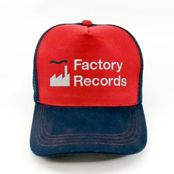 Factory-Records_Modelo6_Frente_Blanco Gorra Factory Records