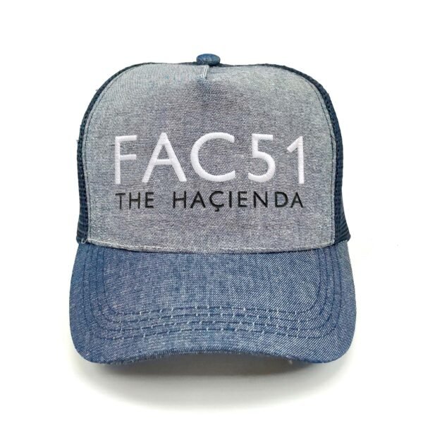 The-Hacienda_Modelo1_Frente_Blanco Gorra The Hacienda