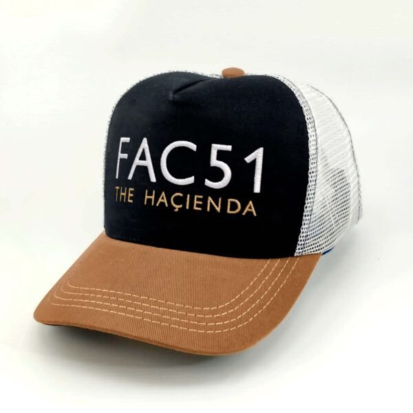 The-Hacienda_Modelo3_Diagonal_Blanco Gorra The Hacienda