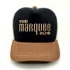 The-Marquee-Club_Modelo3_Frente_Dorado Gorra The Marquee Club