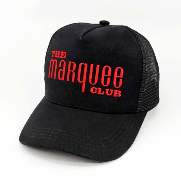 The-Marquee-Club_Modelo5_Diagonal_Rojo Gorra The Marquee Club