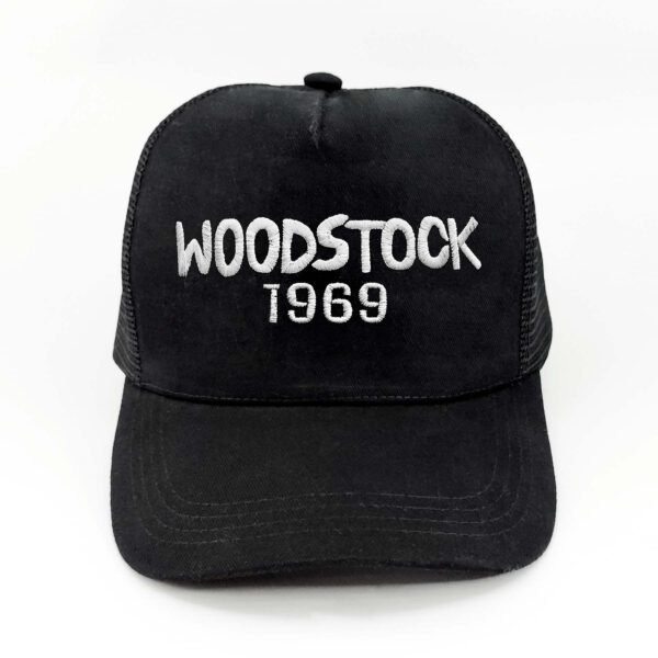 Woodstock_Modelo5_Frente_Blanco Gorra Woodstock