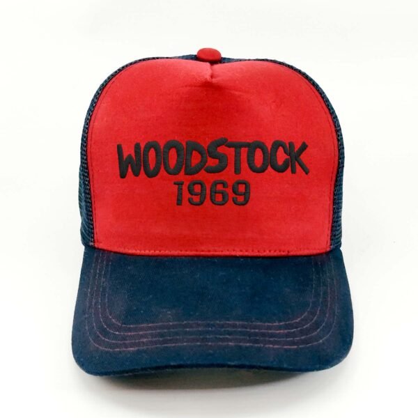 Woodstock_Modelo6_Frente_Negrp Gorra Woodstock